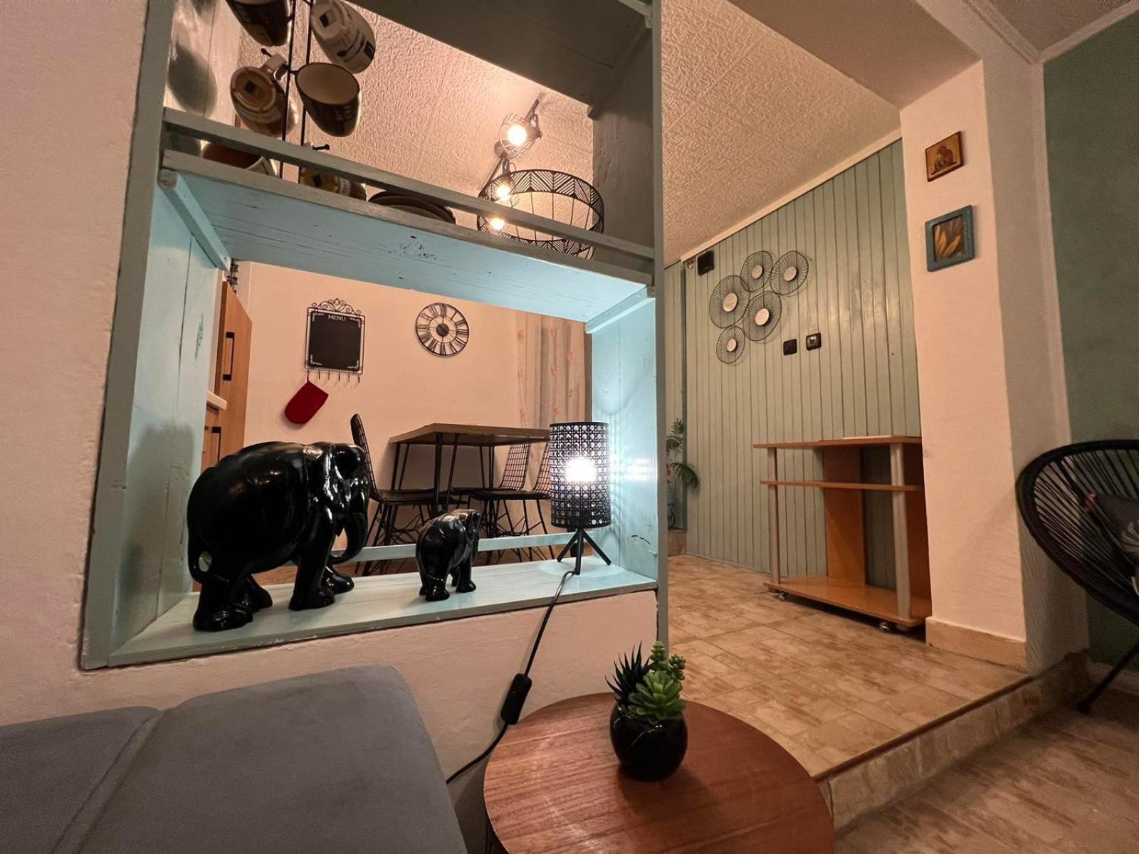 Old House Morinj Apartment Room photo